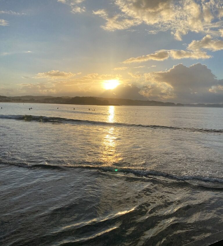 日の出　江の島