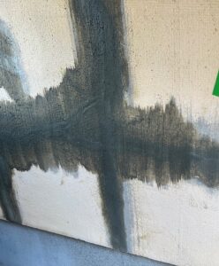 外壁ひび割れ　Uカット補修　パターン復旧