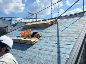 東大阪　屋根カバー　防水紙敷設