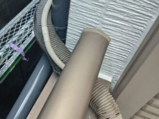 東大阪市　外壁塗装　ｽﾘﾑﾀﾞｸﾄ　ジャバラ交換前