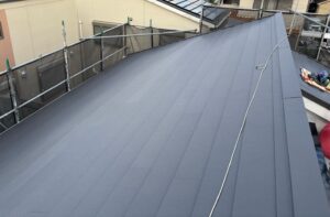 東大阪市　屋根カバー　完工