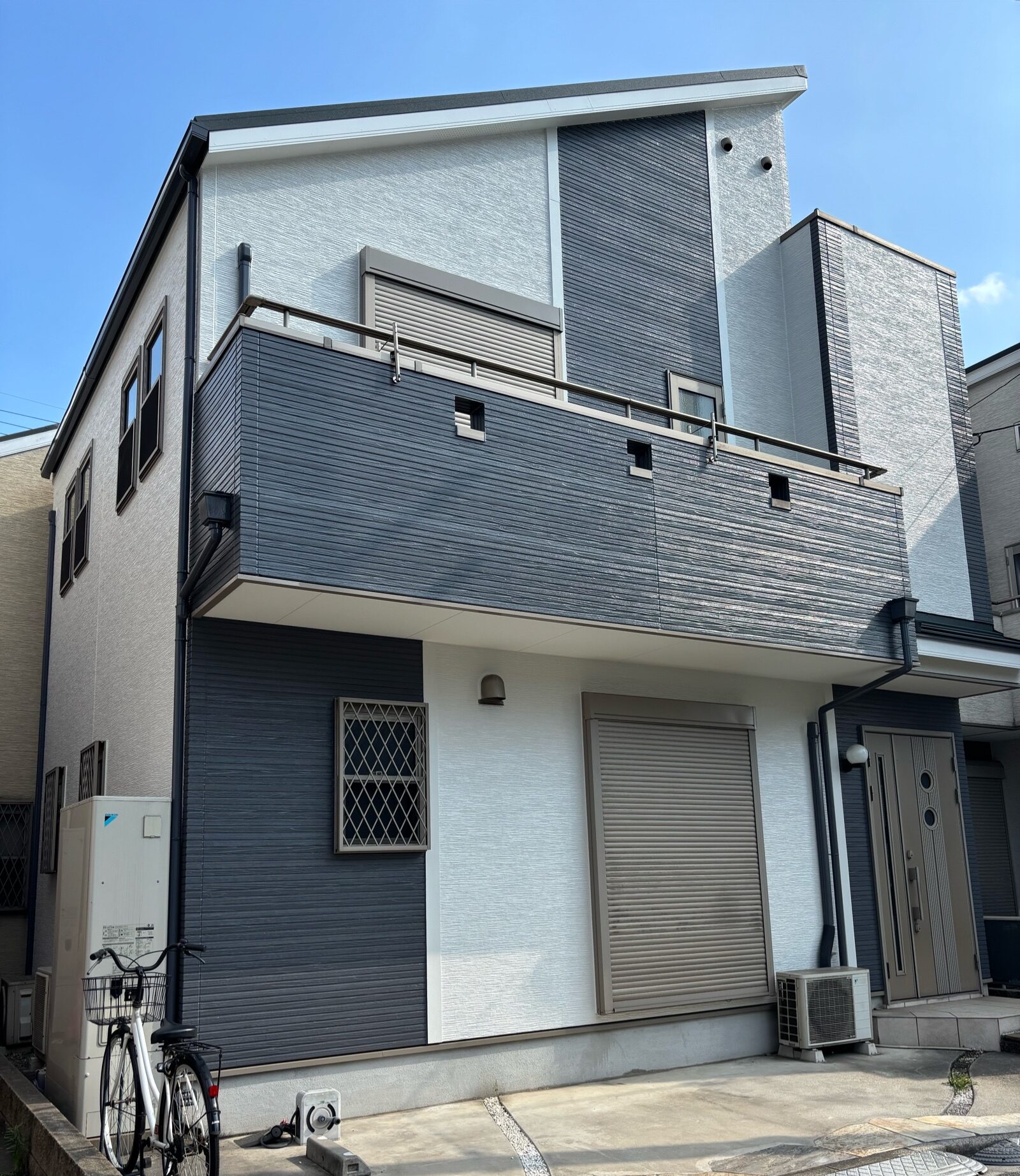 屋根、外壁塗装で困ったことがあれば一度相談してみて下さい