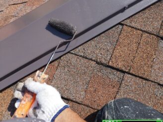 大東市 屋根板金塗装 施工中