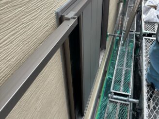 大東市 雨戸新設1
