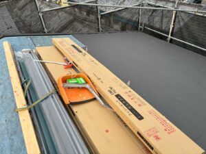 higasiosakasi-roof-overlay