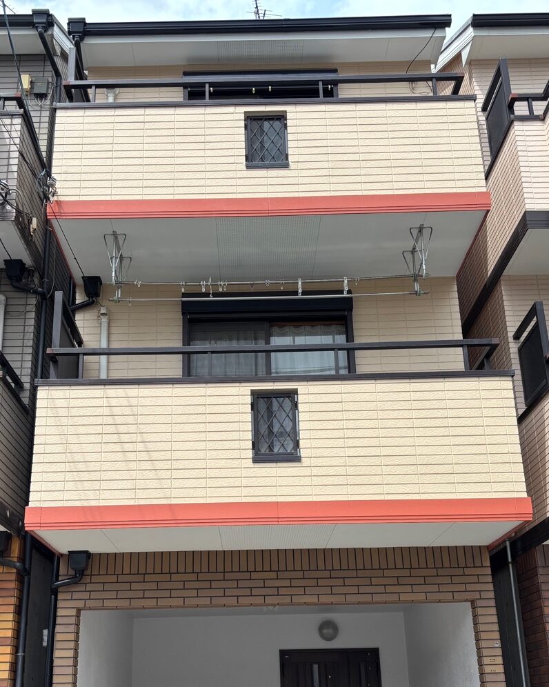 【東大阪市】外壁塗装・屋根重ね葺き|「費用対効果も高く大満足!」